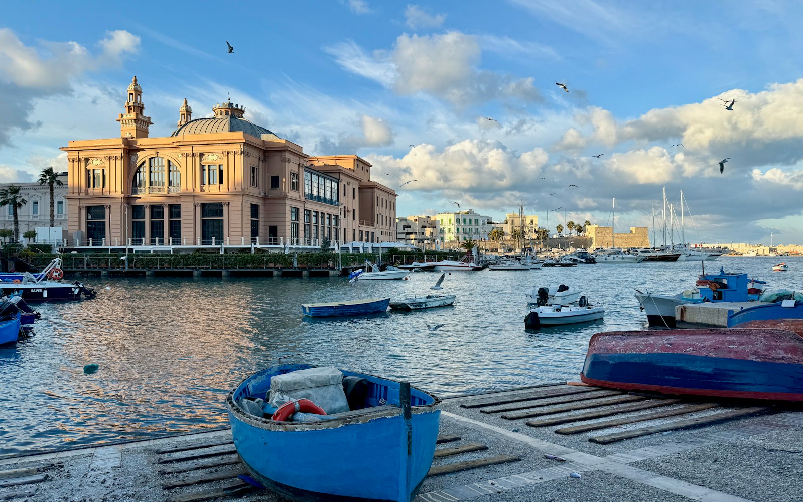 Affitti brevi di lusso a Bari gestiti da HostSuite