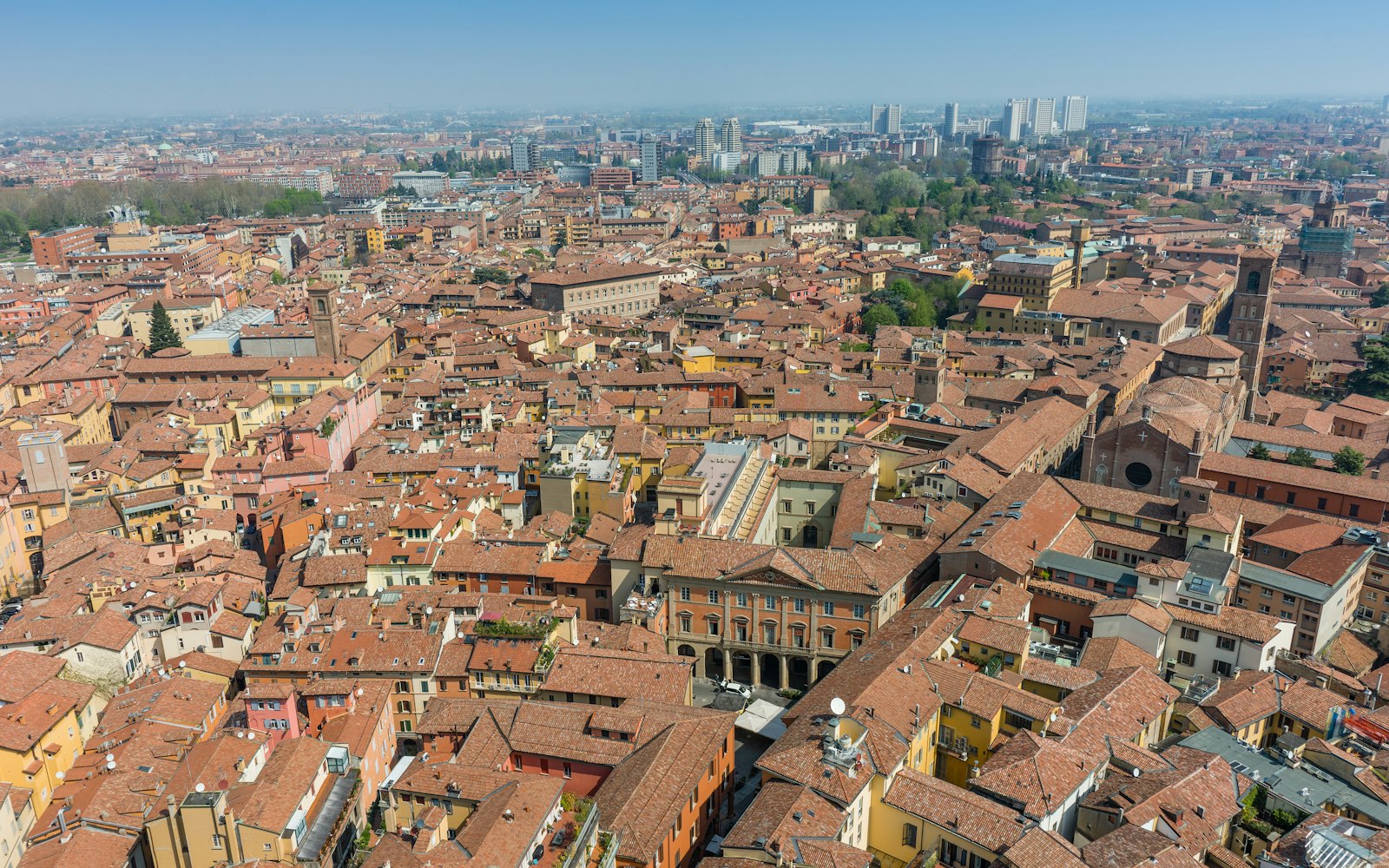 Affitti brevi di lusso a Bologna gestiti da HostSuite